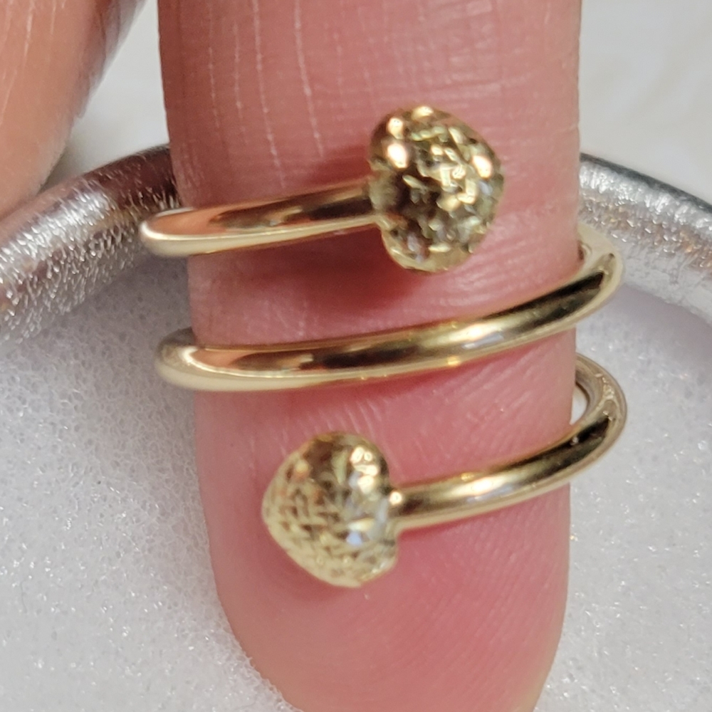 Real 18k Gold Spiral Ring Size 6
